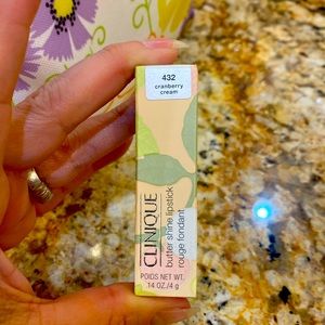New Clinique butter shine lipstick Cranberry Cream